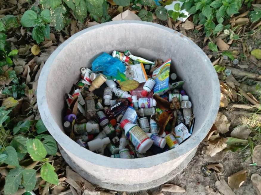 Ring slab for waste collection